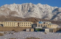اشغال لیلیه‌ی دخترانه دارالمعلمین فیض محمدکاتب در جاغوری توسط طالبان ـ مجله‌ی اورال